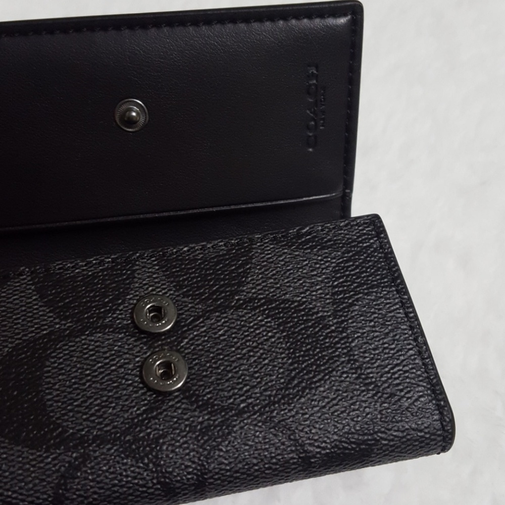 🔖NWT🔖 Men's Coach Monogram Key Case/Holder - Picture 4 of 5